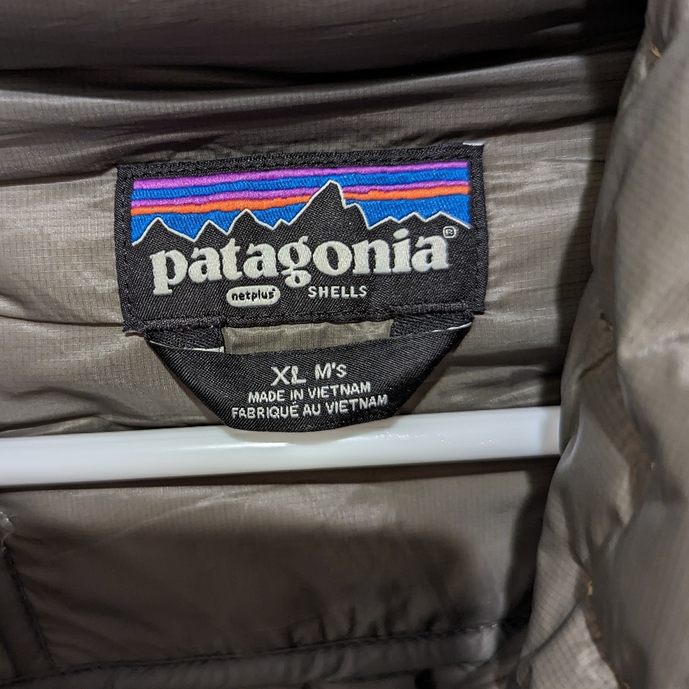 Patagonia Micro Puff Hoody | Men's XL in Cabin Gold - Picture 3 of 6